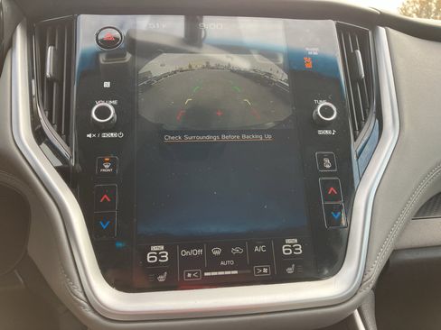 Used 2021 Subaru Legacy Premium image 21