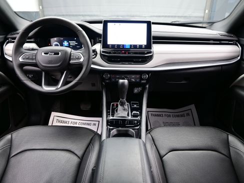 Used 2025 Jeep Compass Limited w/ Elite Group image 16