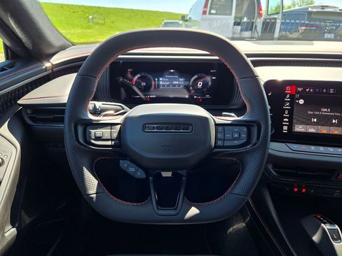 New 2026 Dodge Charger R/T AWD/4WD image 17