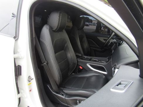 Used 2020 Jaguar F-PACE S AWD/4WD image 24