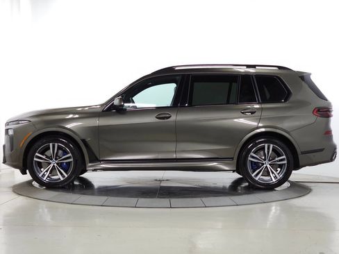 Used 2026 BMW X7 xDrive40i w/ Executive Package AWD/4WD image 5