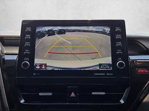 Used 2021 Toyota Camry XSE FWD image 14