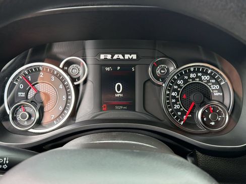 Used 2025 RAM 1500 Tradesman AWD/4WD image 19