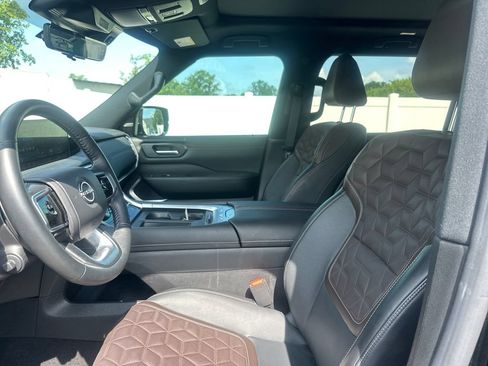Used 2025 Nissan Armada Platinum AWD/4WD image 22