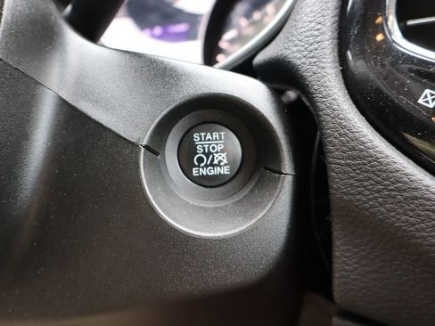 Used 2020 Jeep Compass Latitude image 18