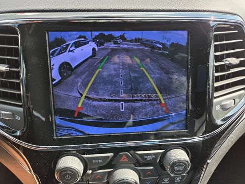 Used 2019 Jeep Grand Cherokee Limited RWD image 30