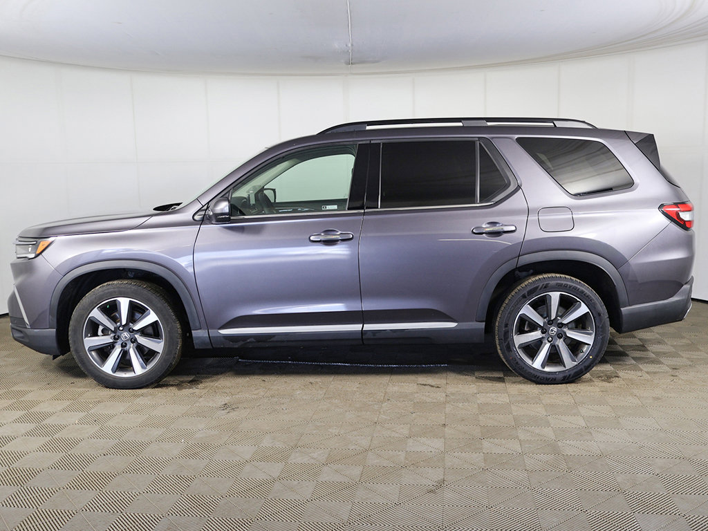 Used 2024 Honda Pilot Touring image 14