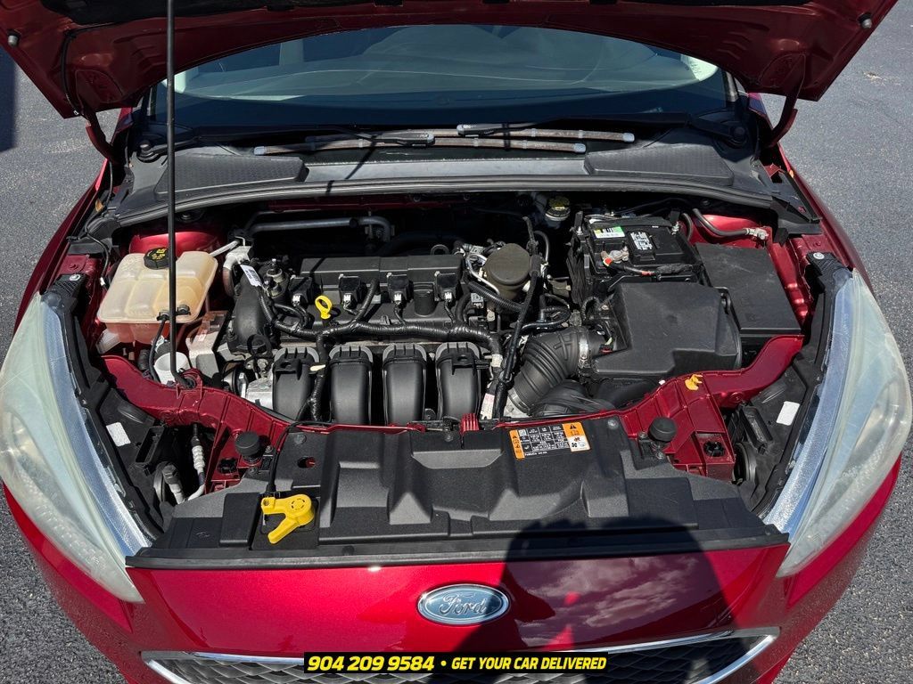 Used 2015 Ford Focus SE w/ Reverse Sensing Package FWD image 38