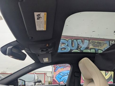 Used 2014 Mercedes-Benz CLA 250 image 9