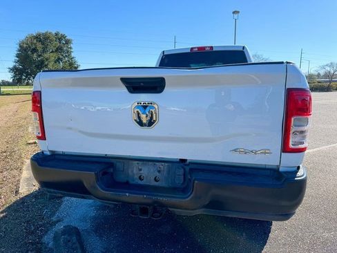 Used 2022 RAM 2500 Tradesman image 11