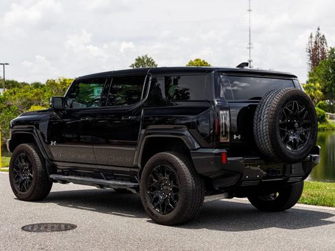 Used 2025 GMC Hummer EV 2X AWD/4WD image 5