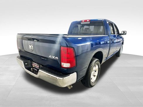 Used 2020 RAM 1500 Classic SLT AWD/4WD image 9