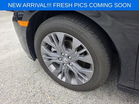 Used 2026 Honda Odyssey Touring image 6