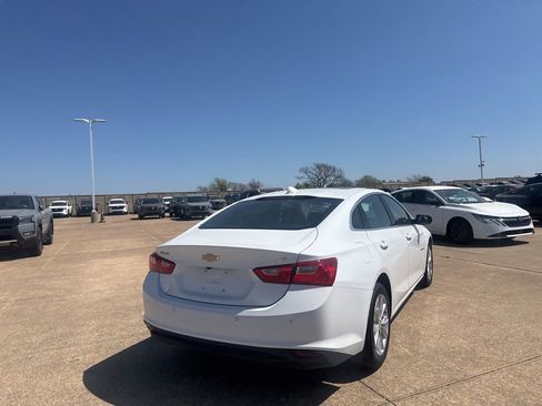 Used 2024 Chevrolet Malibu LT image 19