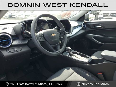 Used 2026 Chevrolet Trax LS image 8