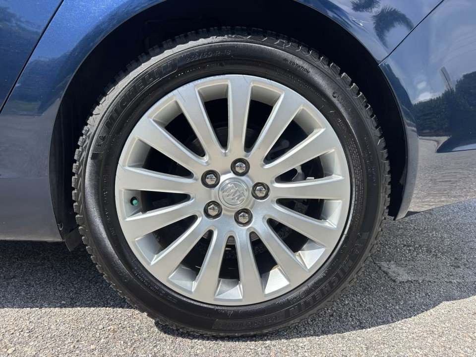 Used 2011 Buick Regal CXL w/ RL3 Preferred Equipment Group FWD image 36