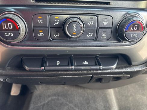 Used 2018 Chevrolet Silverado 1500 LT w/ All Star Edition AWD/4WD image 20