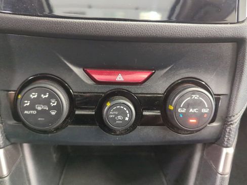 Used 2020 Subaru Forester Premium AWD/4WD image 19
