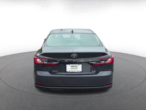 Used 2025 Toyota Camry LE image 11