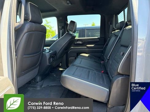 Used 2024 GMC Sierra 2500 AT4X AWD/4WD image 11