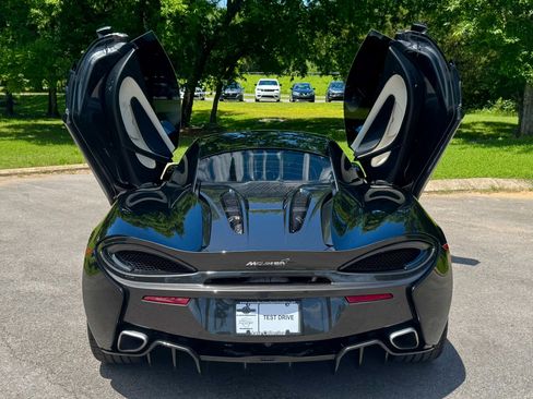 Used 2017 McLaren 570S Coupe image 5