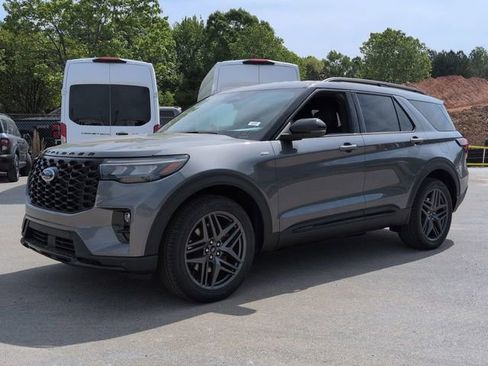 New 2026 Ford Explorer ST-Line RWD image 7