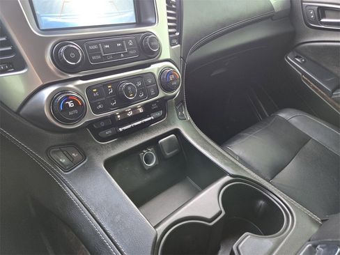 Used 2020 Chevrolet Tahoe LT image 13