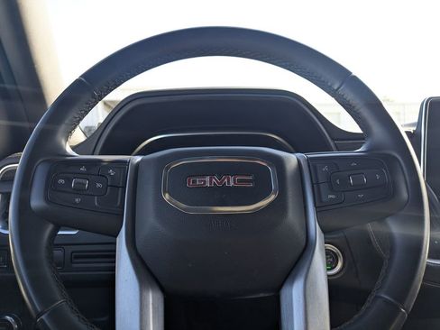 Used 2023 GMC Yukon SLT image 22