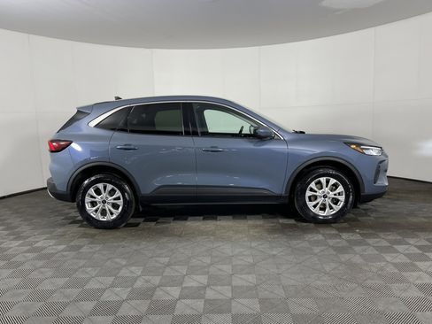 Used 2024 Ford Escape Active w/ Tech Pack #2 image 5