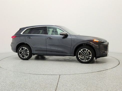 Certified 2025 Audi Q5 Premium Plus w/ Premium Plus AWD/4WD image 4