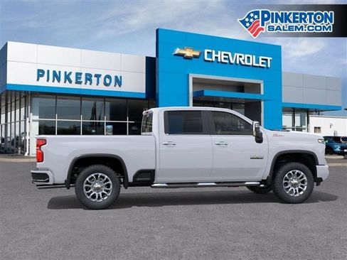 New 2026 Chevrolet Silverado 2500 LT w/ Z71 Chrome Sport Edition AWD/4WD image 6