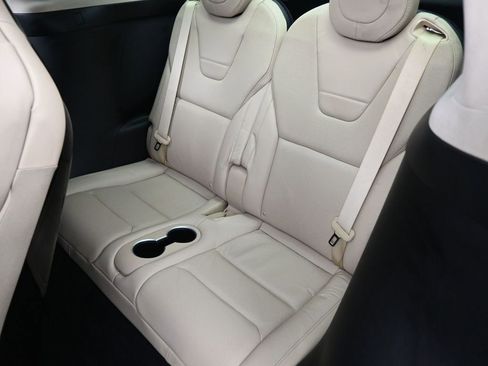Used 2016 Tesla Model X 90D image 29