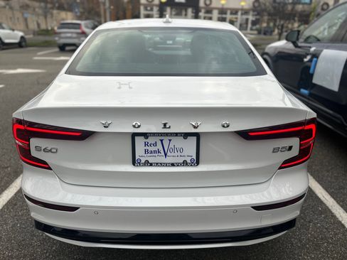 Certified 2025 Volvo S60 B5 Core image 6