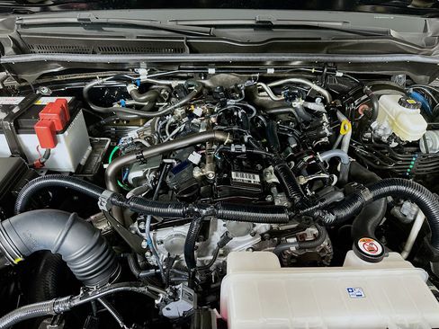 Used 2025 Toyota 4Runner SR5 image 33