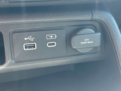 Used 2024 Honda Pilot Touring image 33