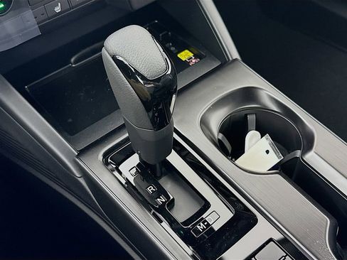 New 2026 Subaru Outback Limited AWD/4WD image 22