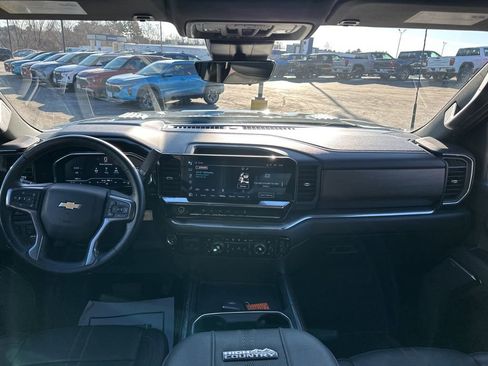 Used 2024 Chevrolet Silverado 3500 High Country w/ High Country Premium Package image 12