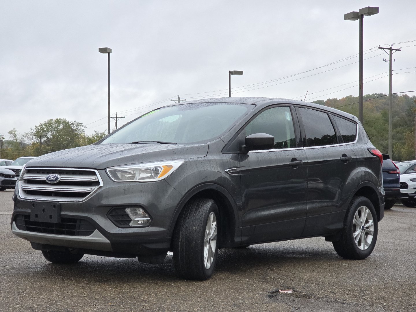 Used 2019 Ford Escape SE FWD image 14