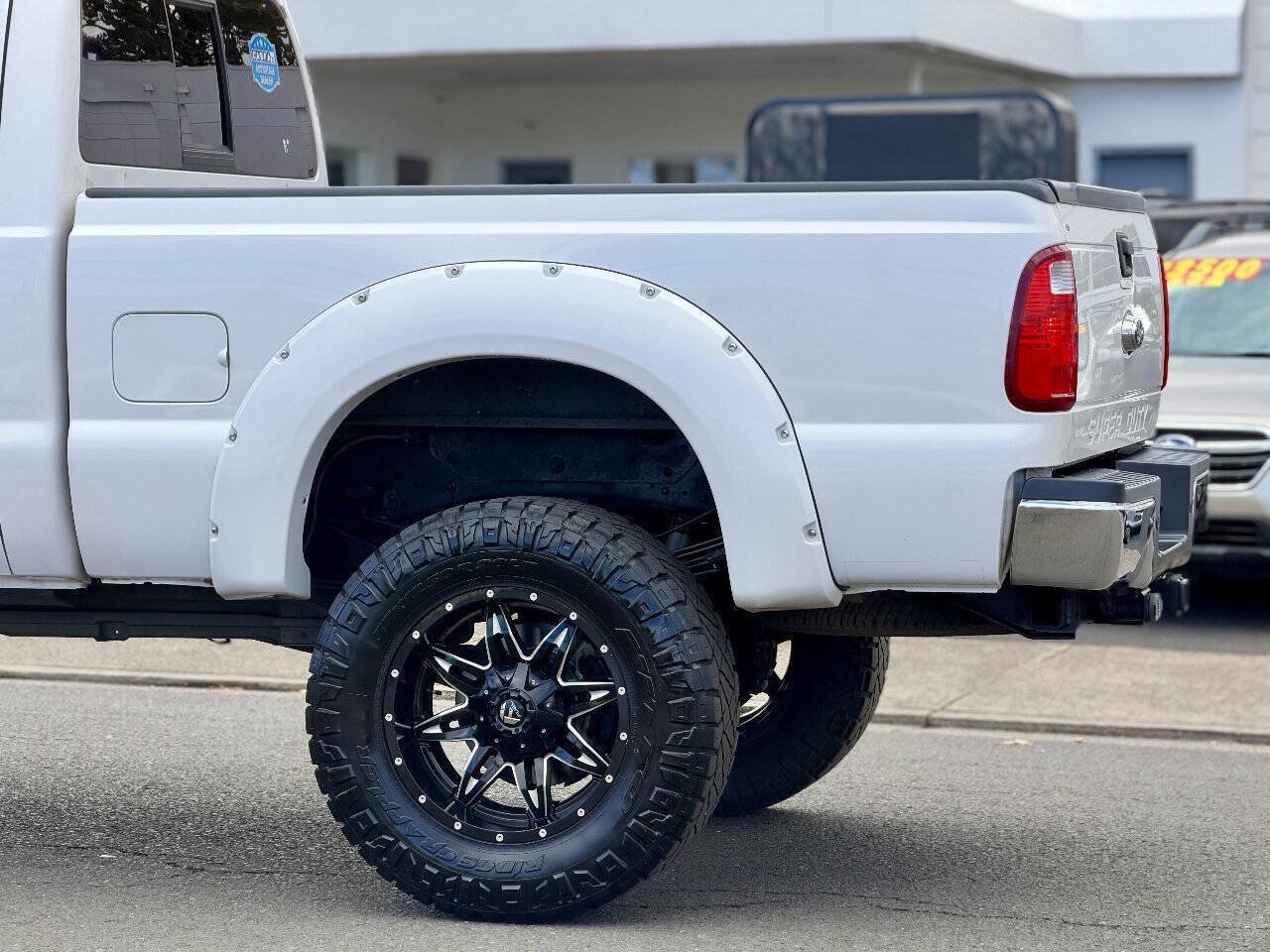Used 2015 Ford F350 Lariat w/ Chrome Package AWD/4WD image 15