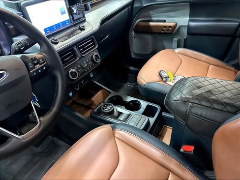 Used 2024 Ford Maverick Lariat FWD image 19