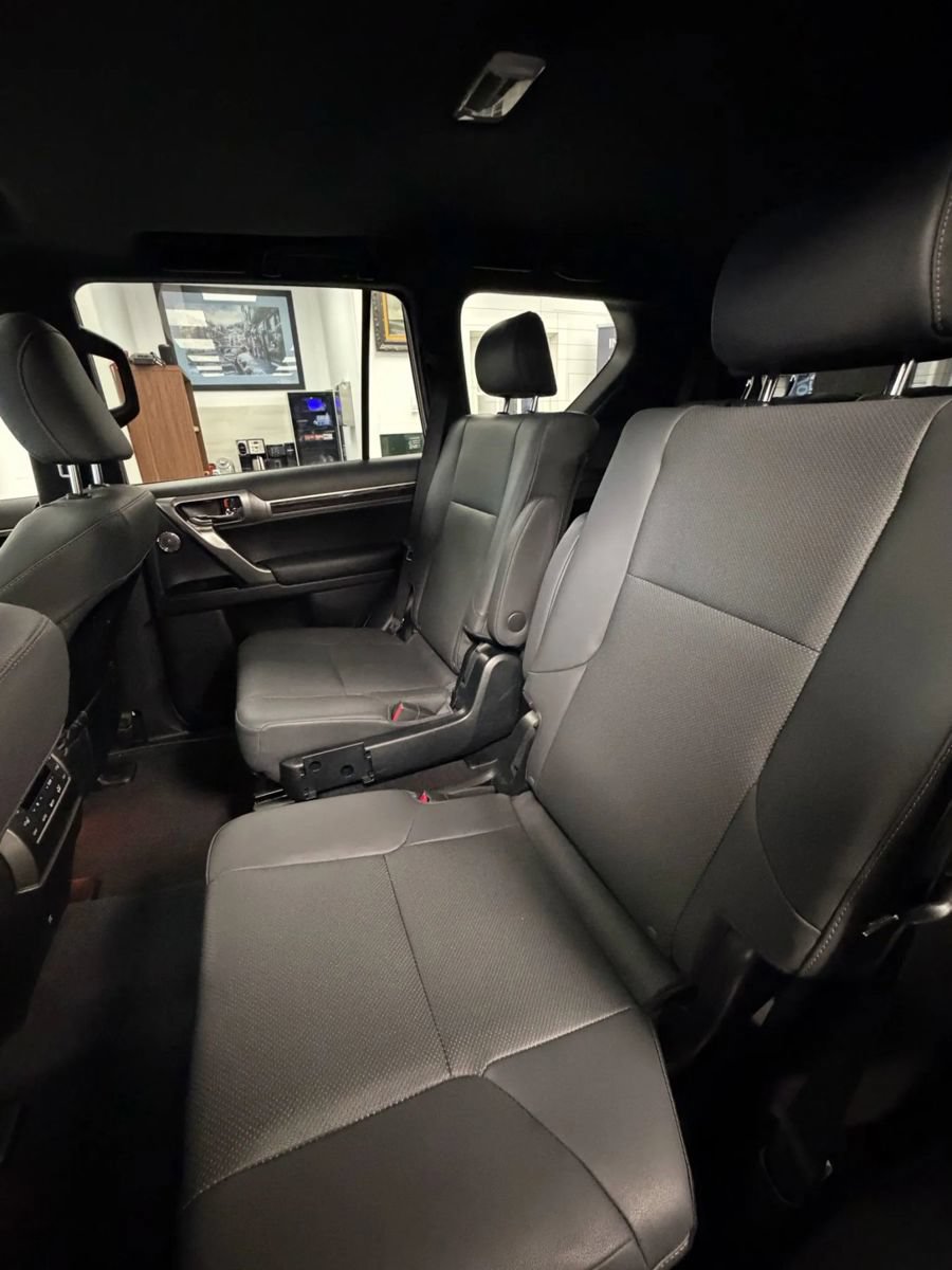 Used 2023 Lexus GX 460 Premium AWD/4WD image 29