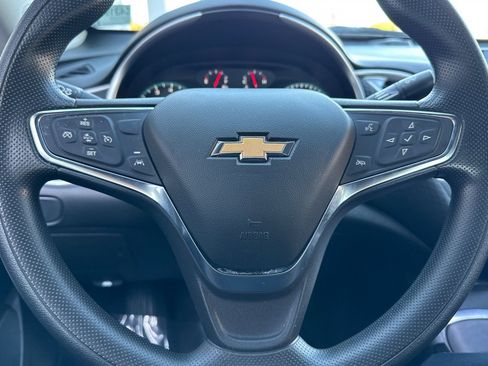 Used 2024 Chevrolet Malibu LT image 33