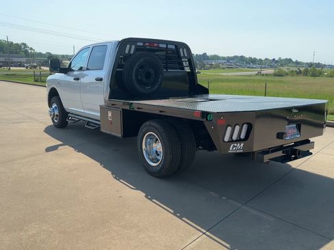 New 2024 RAM 3500 Tradesman w/ Chrome Appearance Group image 6