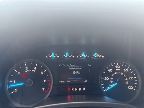 Used 2020 Ford F150 XLT w/ Equipment Group 302A Luxury AWD/4WD image 21