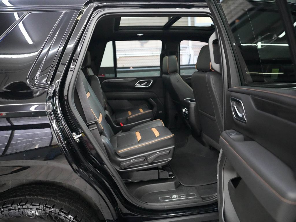 Used 2023 GMC Yukon AT4 AWD/4WD image 33