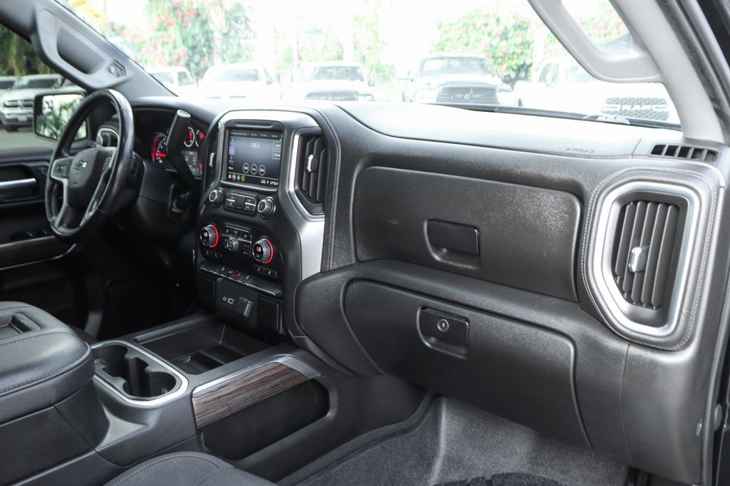 Used 2021 Chevrolet Silverado 1500 LT Trail Boss AWD/4WD image 32