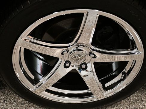 Used 2013 Toyota Avalon XLE Premium FWD image 21