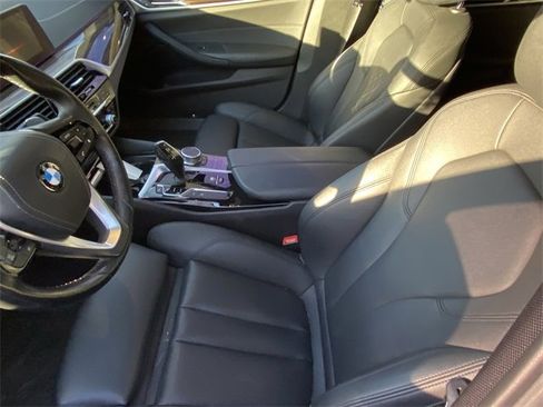 Used 2019 BMW 530e w/ Convenience Package image 11