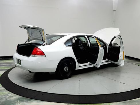 Used 2016 Chevrolet Impala Police FWD image 11
