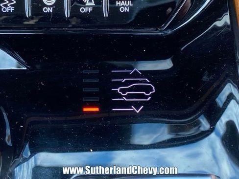 Used 2023 Jeep Grand Wagoneer Series II w/ Flexible Seating Group AWD/4WD image 41